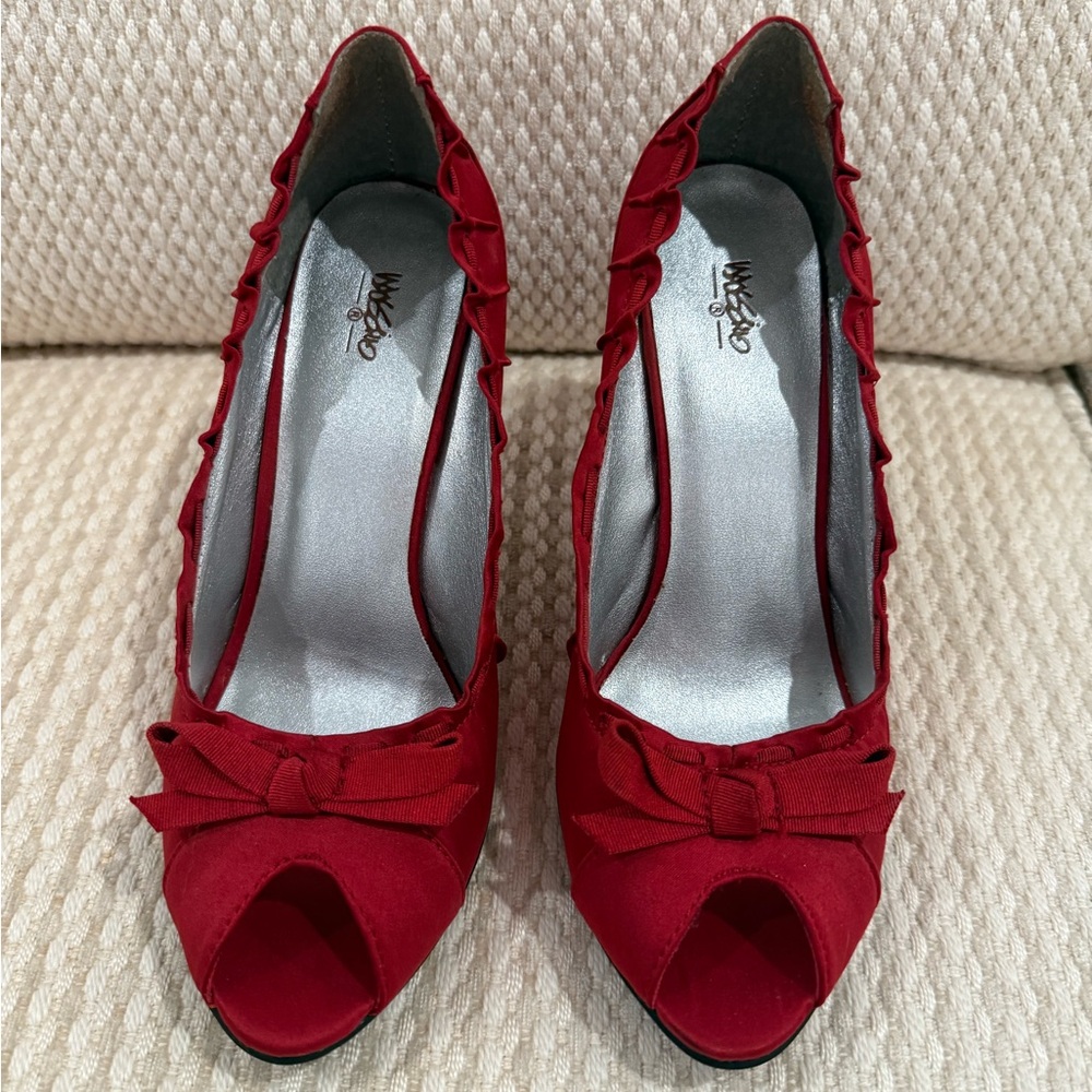 Red Peep-Toe Heels with Bow